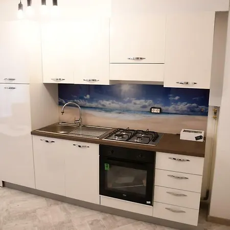 Marin Apartament Нэводари