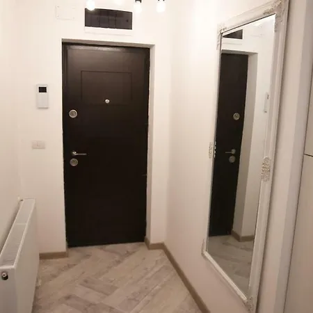 アパート Marin Apartament *